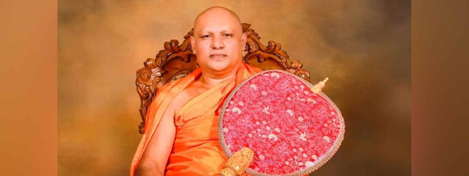 අස්ගිරි අනු නායක ධුරය නාරම්පනාවේ ආනන්ද හිමි පත්වේ